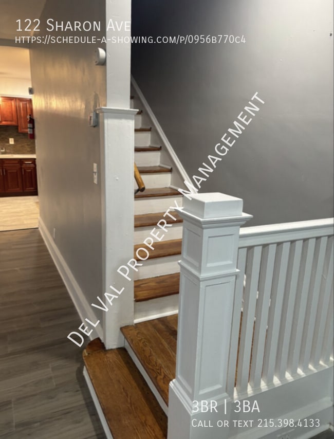 Building Photo - 122 Sharon Ave