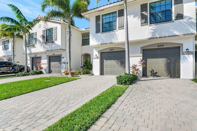 Building Photo - 6013 Woods Edge Cir