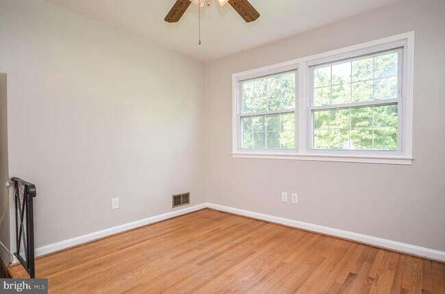 Building Photo - 3814 Archer Pl