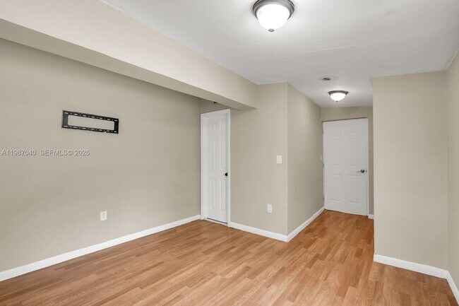 Building Photo - 6321 NW 20th Ave