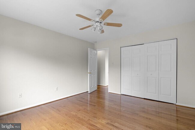 Building Photo - 1119 Halesworth Dr