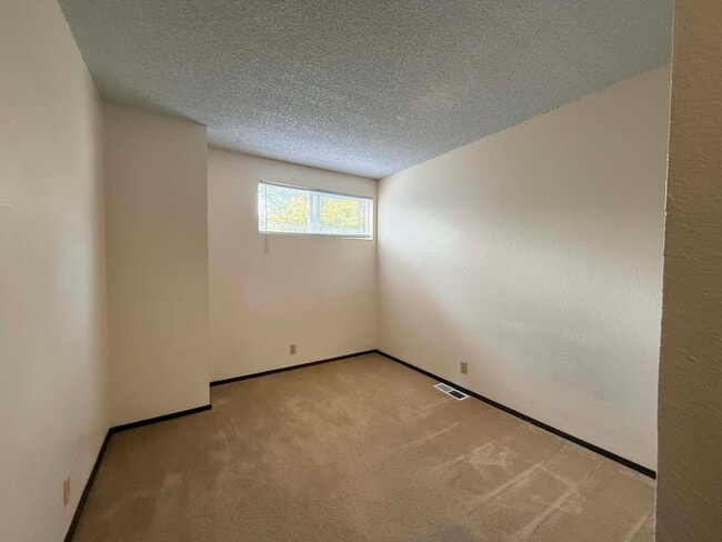 Building Photo - 270 146th Pl NE