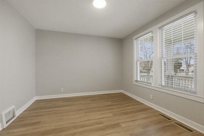 Building Photo - 3652 N Nora Ave