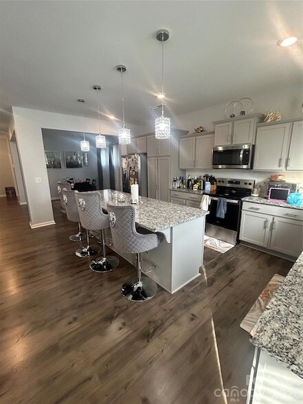 Building Photo - 107 Stonewater Dr