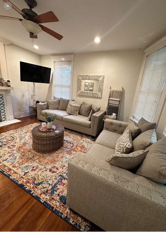 Building Photo - 296 Alaska Ave NE