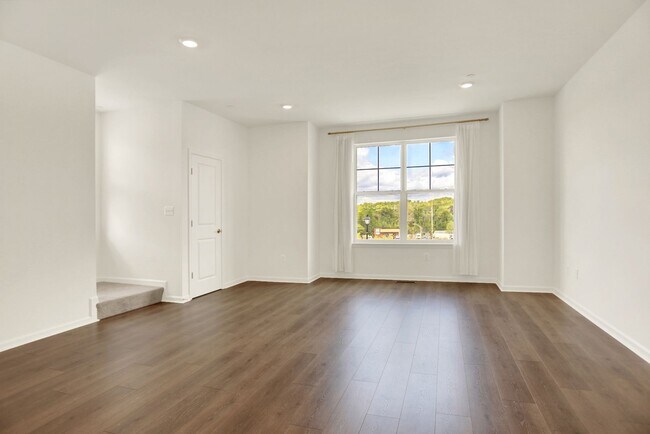 Building Photo - 11301 Carobel Ct