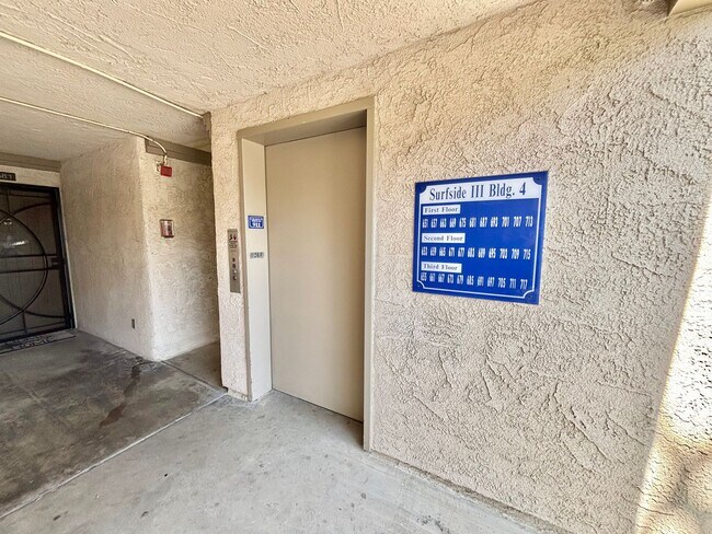 Building Photo - Surfside III / Port Hueneme / 1 bedroom on the 2nd floor with Oceanviews!