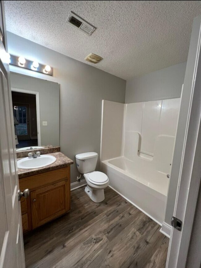 Building Photo - 14151 Pulaski Pike