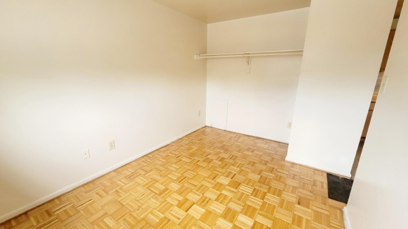 Building Photo - 1812 Williamsburg Rd