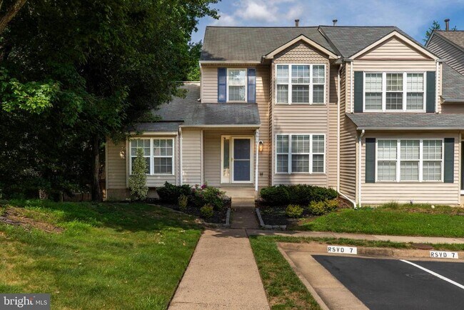 Building Photo - 5610 Gosling Ct