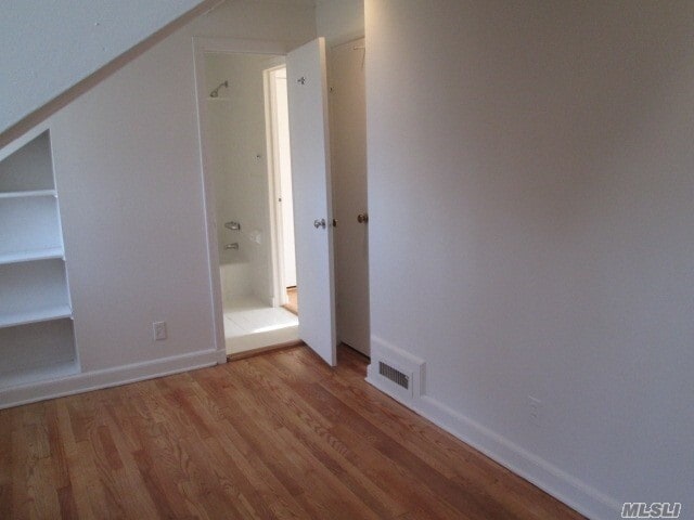 Building Photo - 164 Wildwood Rd