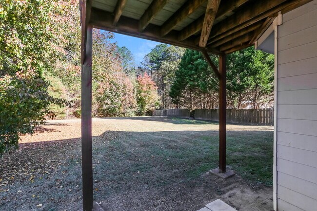 Building Photo - 3105 Brookfield Dr SW