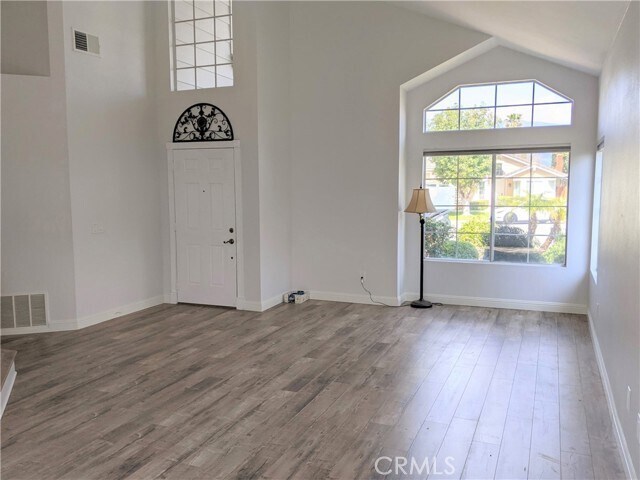 Building Photo - 15073 Cornflower Ct
