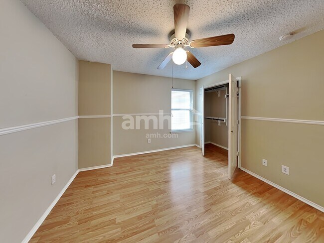 Building Photo - 2936 Wild Oak Ln