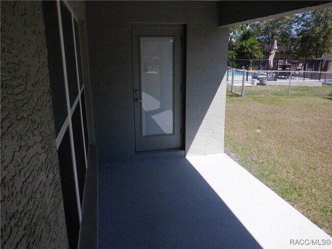Building Photo - 1155 S Brookfield Dr