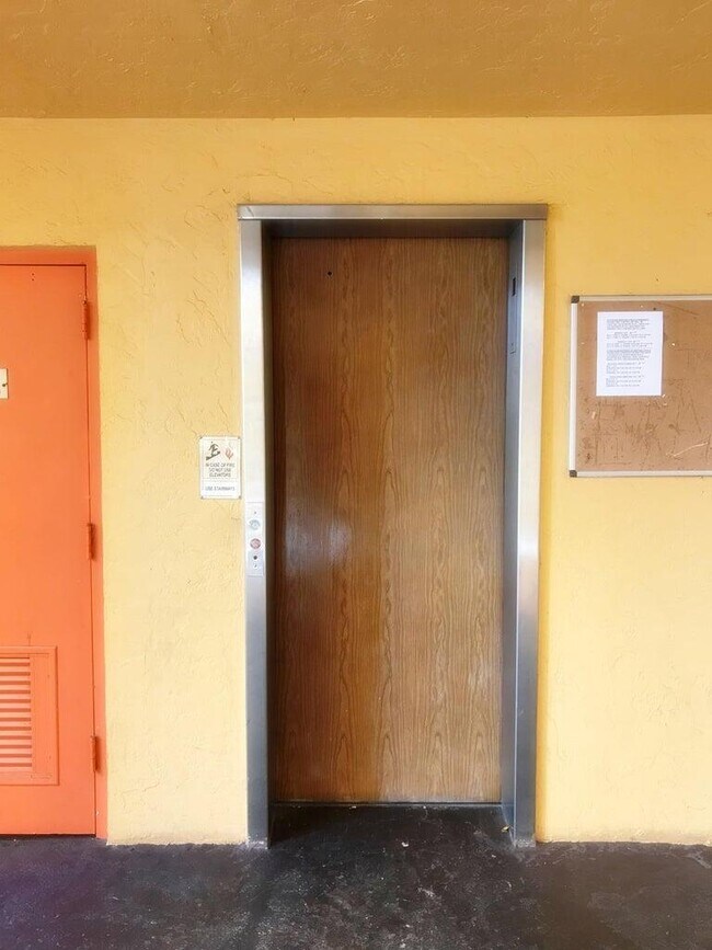 Building Photo - 4364 NW 9th Ave