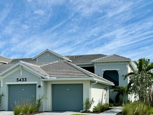 Building Photo - 5433 Double Eagle Cir