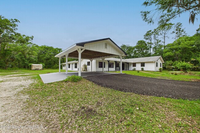 Building Photo - 2318 Old Samsula Rd