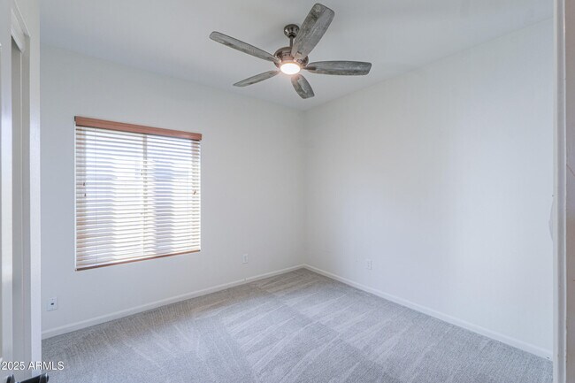 Building Photo - 13246 S 34th Way