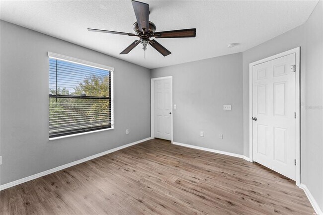 Building Photo - 2661 Oleander Lakes Dr