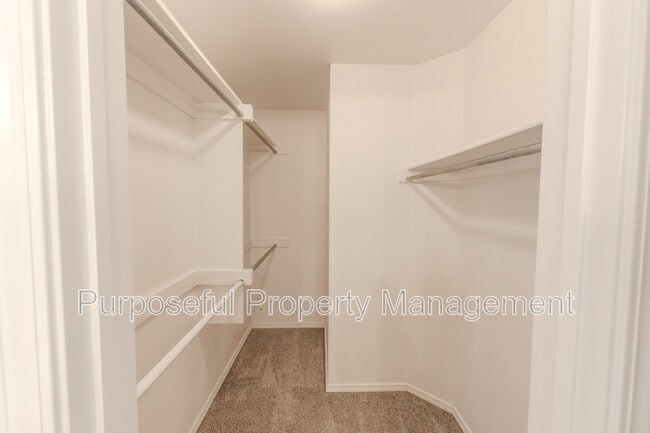 Building Photo - 4002 S 198th E Ave