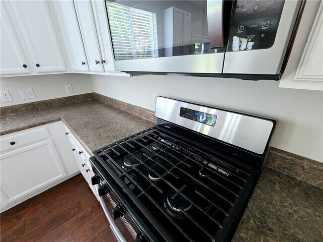 Building Photo - 1273 Lanier Springs Dr NE