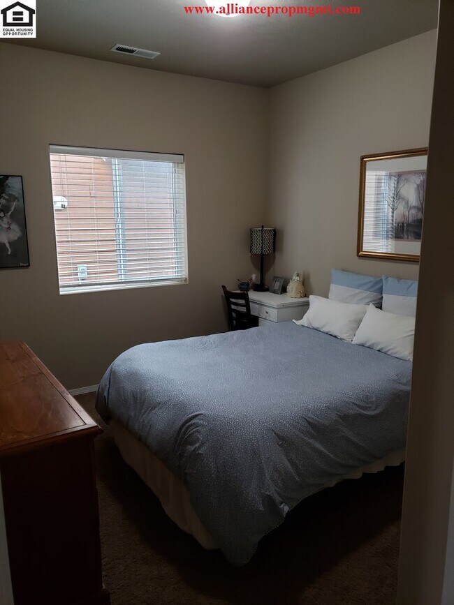 Building Photo - Charming 3 bedroom house in Norton Ranch Subdividion