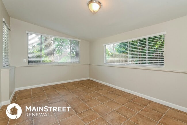 Building Photo - 11734 Cape Horn Ave