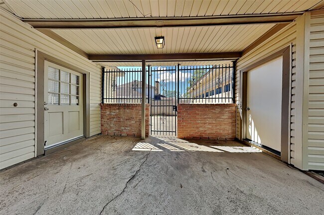 Building Photo - 3626 Shipman Ln