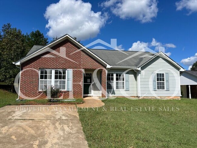 Primary Photo - 415 Mt Hood Dr