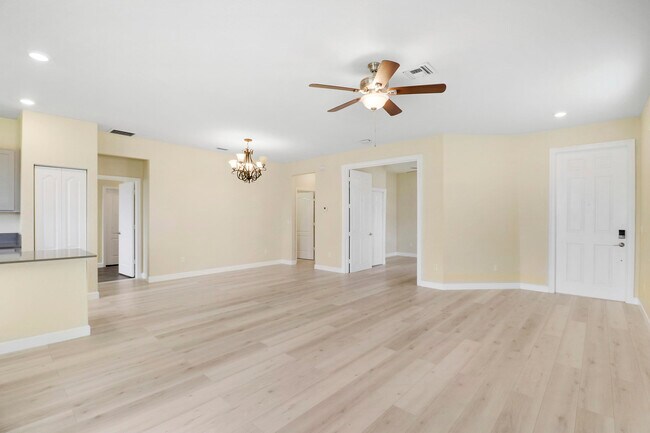 Building Photo - 8292 NW Greenbank Cir