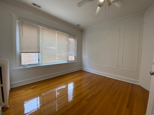 Building Photo - 1318 W Arthur Ave