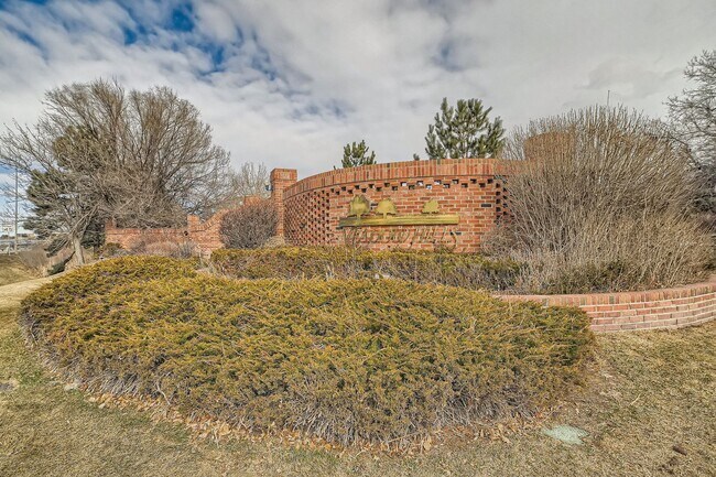 Building Photo - Beautiful 2 bed 1 bath Condo in Aurora