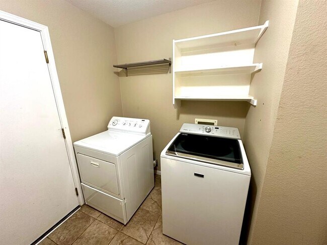 Building Photo - 15308 Morgan Creek Ct