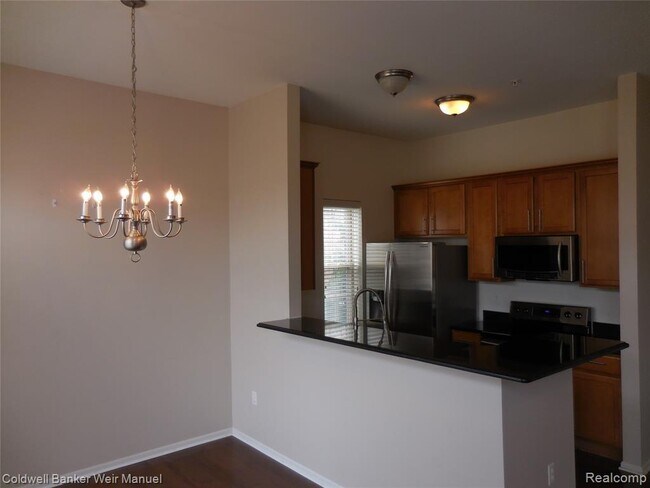 Building Photo - 39792 Rockcrest Cir