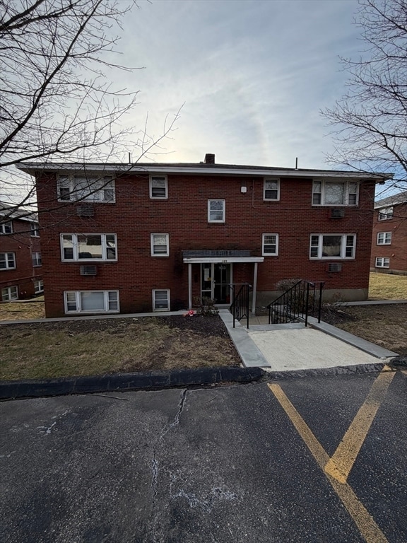 Building Photo - 103 Trapelo Rd