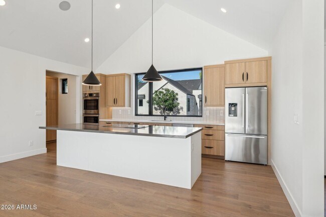 Building Photo - 6306 N 10th Dr