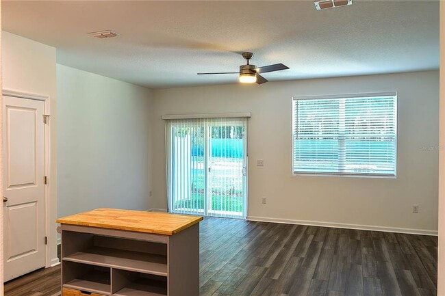 Building Photo - 38061 Elby Ln