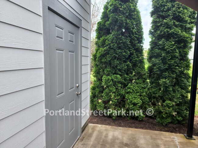 Ground floor storage - 2929 Portland St
