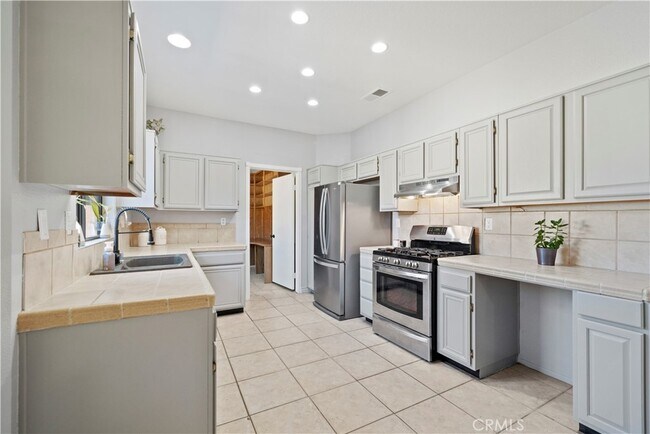 Building Photo - 22506 Spur Brook Dr