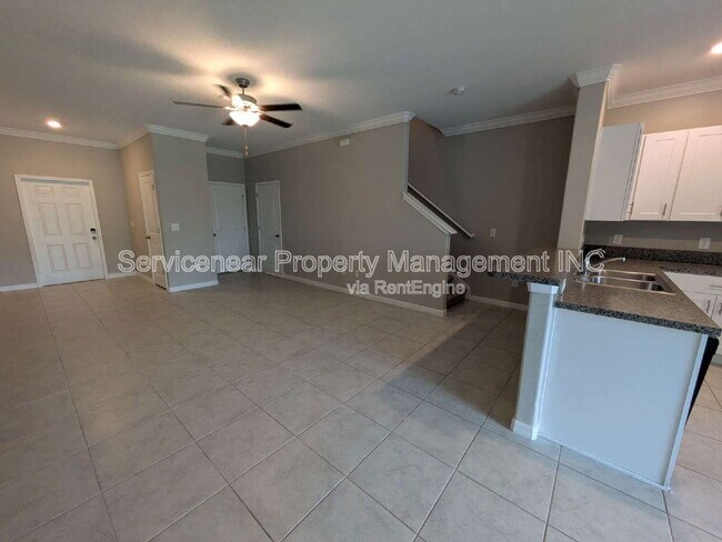 Building Photo - 11818 Dumaine Valley Rd