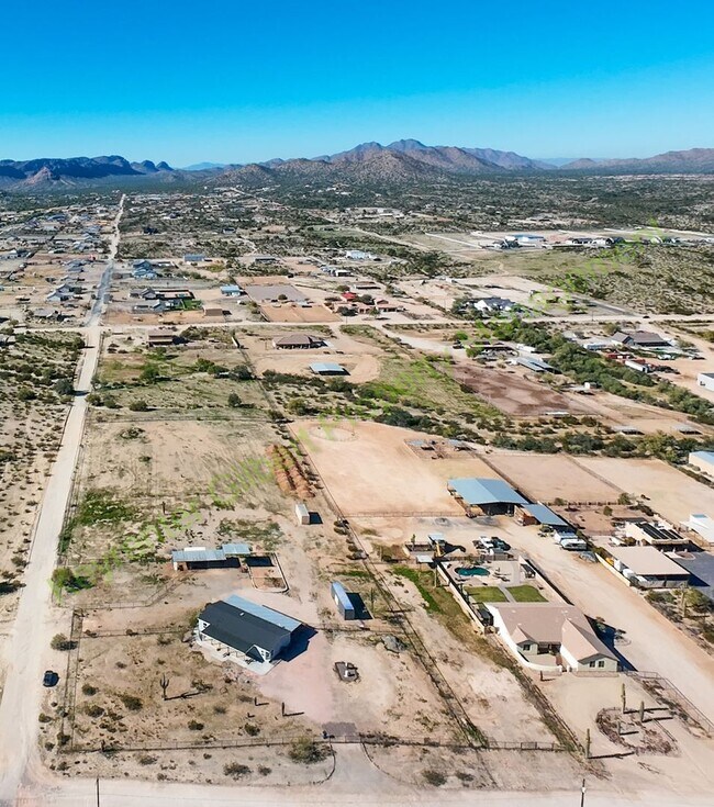 Building Photo - Stunning Queen Creek Ranch Home on 5 Acres – Horse & Livestock Friendly!