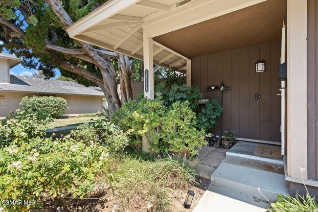 Building Photo - 28551 Conejo View Dr