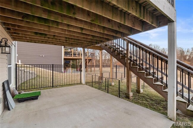 Building Photo - 2617 Lauren Lake Dr