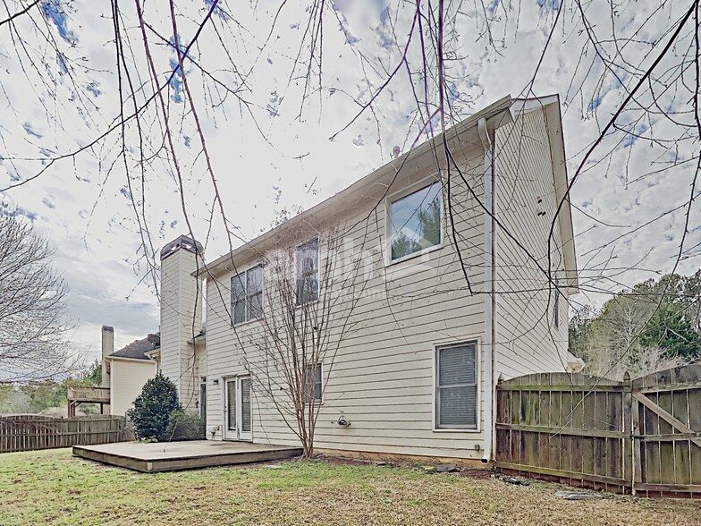 Building Photo - 423 Evans Mill Dr