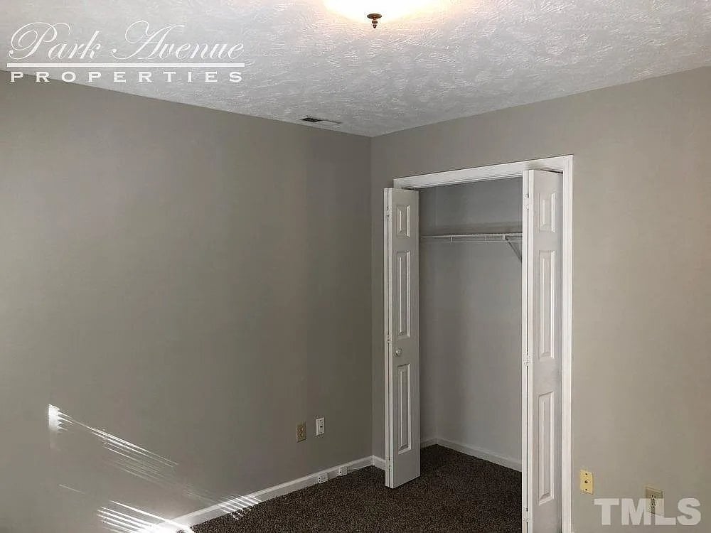 Building Photo - 321 McFadyen Dr
