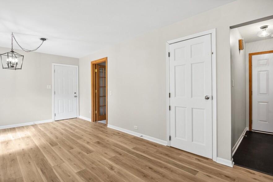 kitchen facing garage entry - 313 West St