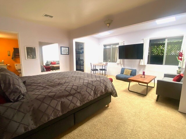 Building Photo - 310 N Lima St