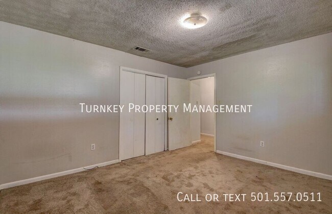 Building Photo - 9012 Tanya Dr