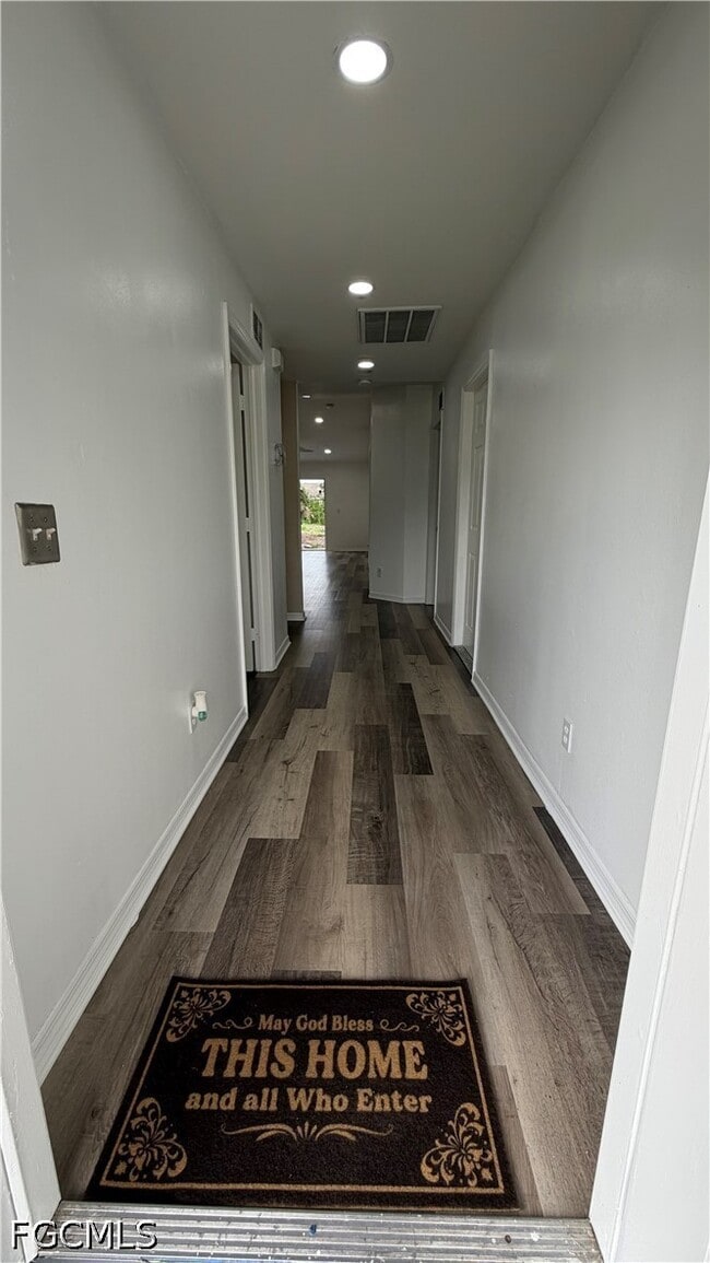 Building Photo - 5046 Locke Ln